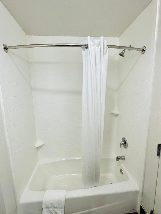 Lonestar Inn El Campo Εξωτερικό φωτογραφία