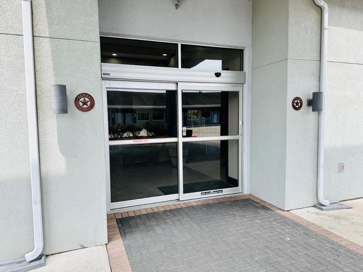 Lonestar Inn El Campo Εξωτερικό φωτογραφία